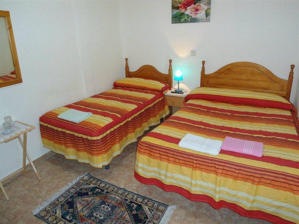 Hostal Florida Madrid Exteriör bild