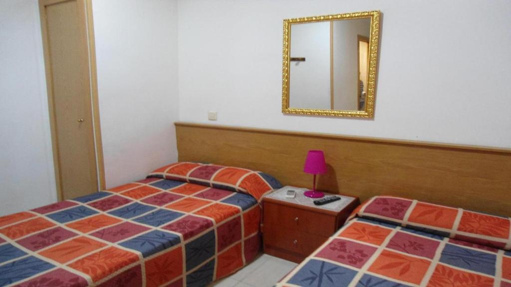 Hostal Florida Madrid Exteriör bild