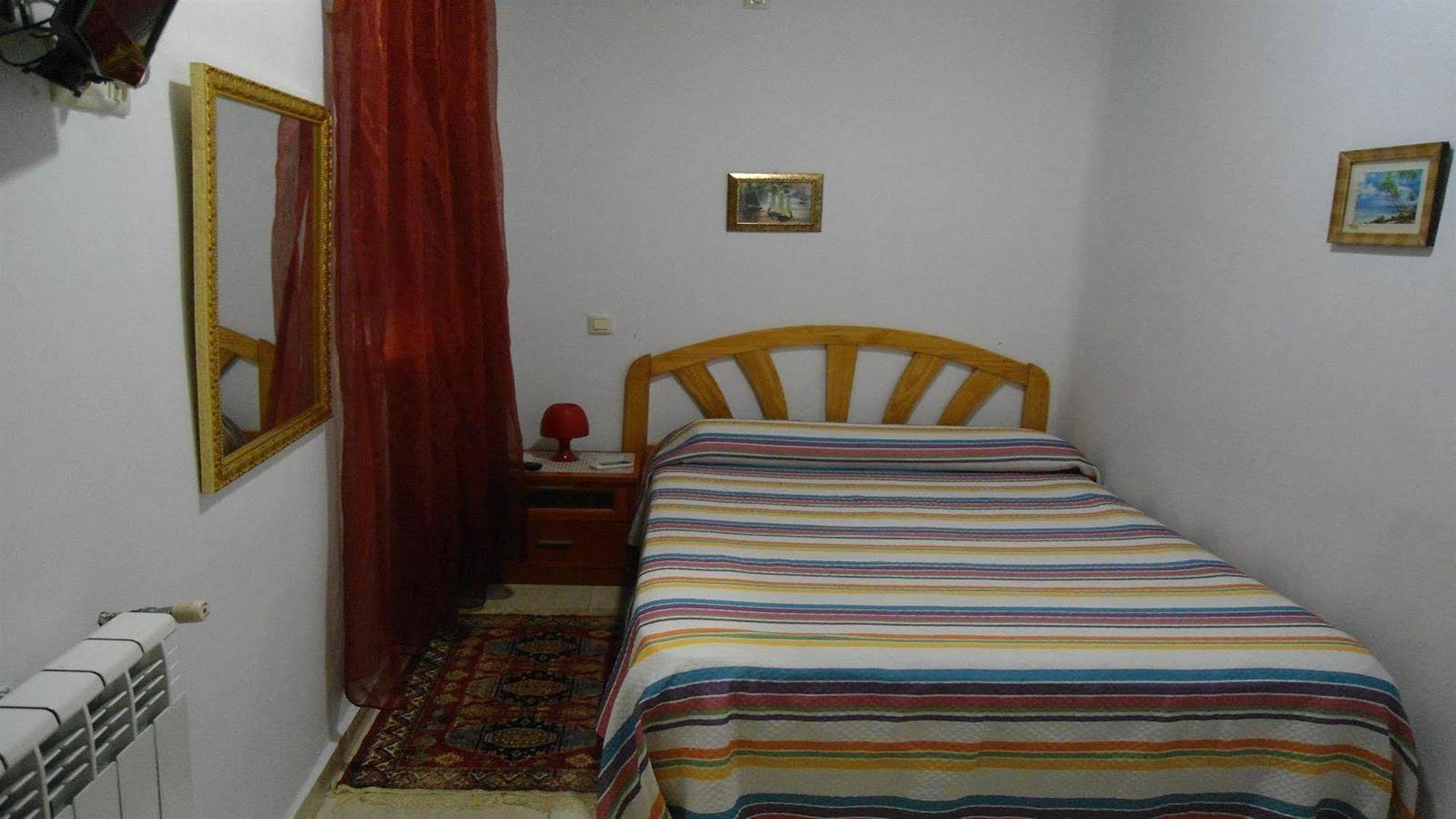Hostal Florida Madrid Exteriör bild