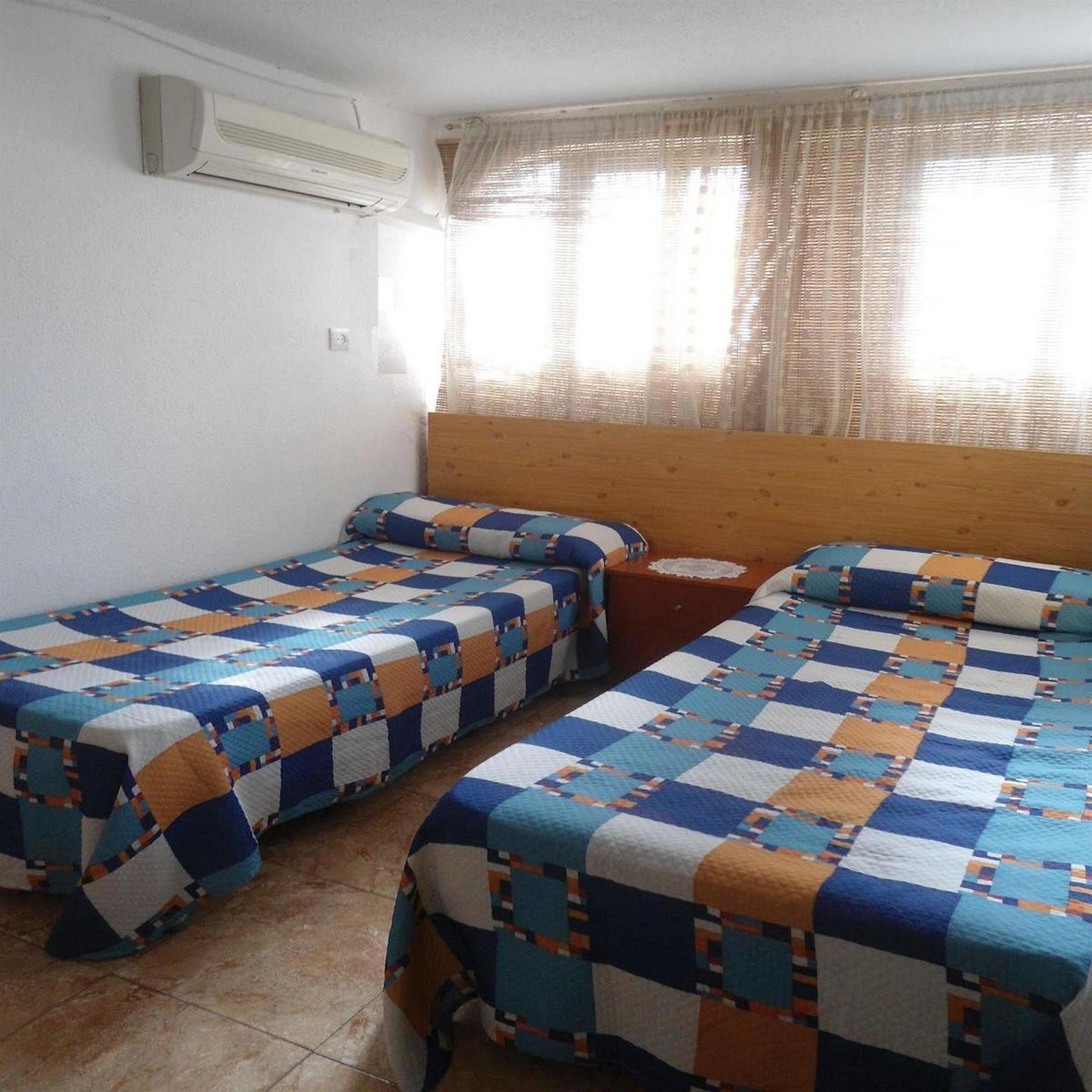 Hostal Florida Madrid Exteriör bild