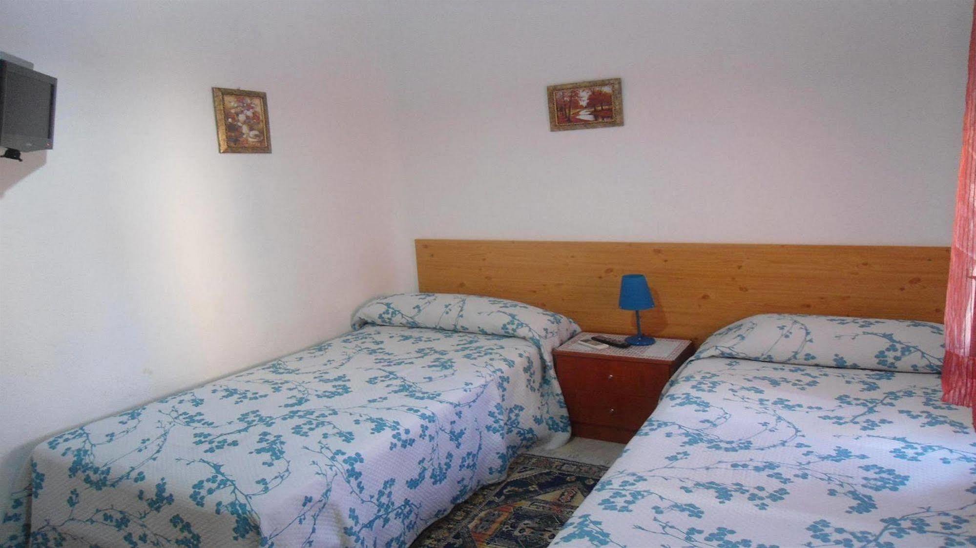 Hostal Florida Madrid Exteriör bild